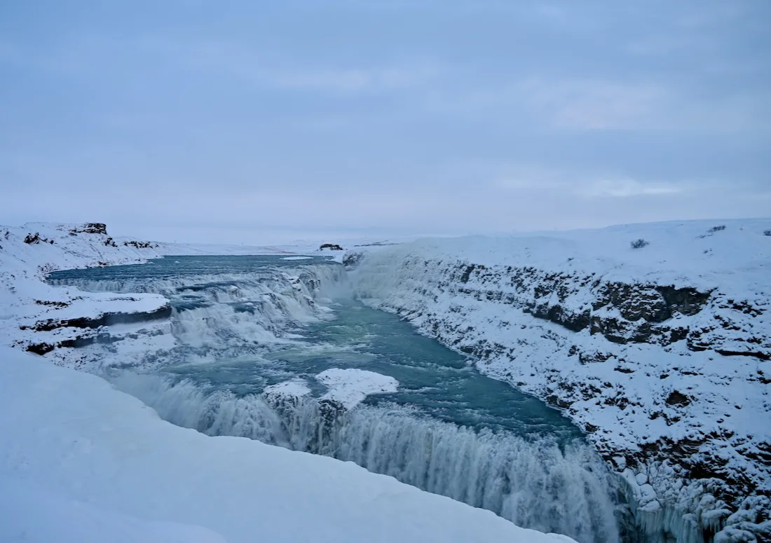 Der Gullfoss Wasserfall im Winter