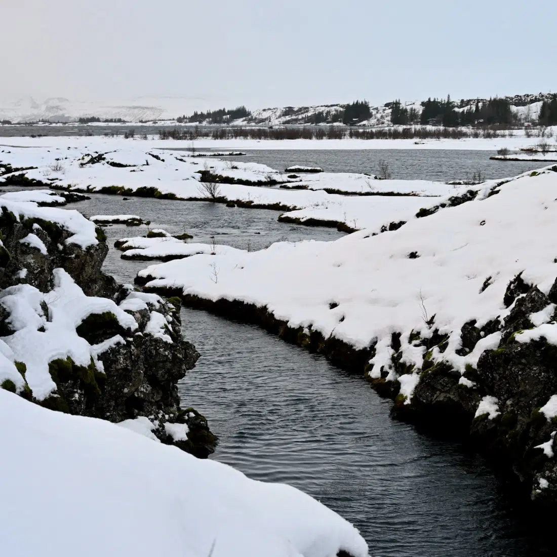Die Silfra Spalte im Winter in Island