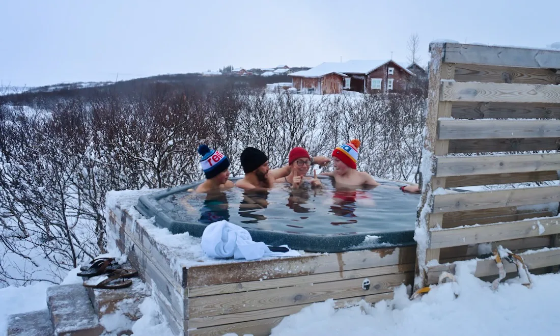 Fravely im Hotpot des Viatis Ferienhauses