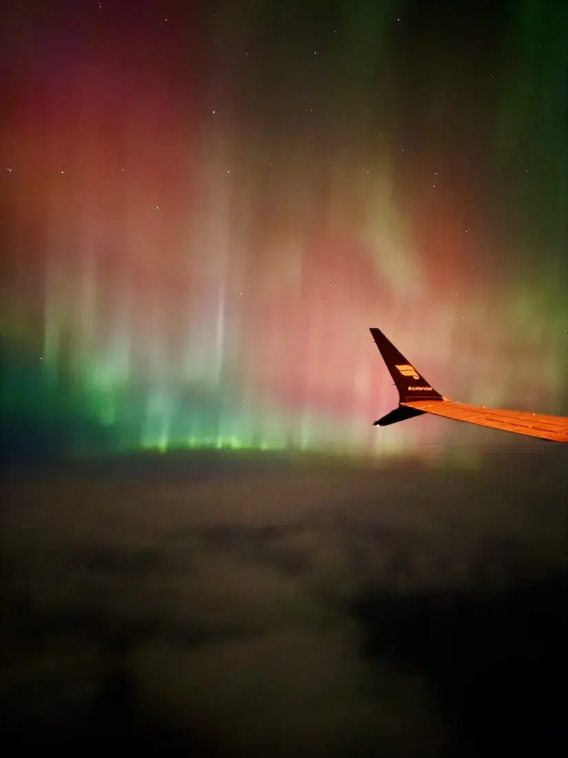 Nordlichter auf dem Flug mit Iceland Air 3