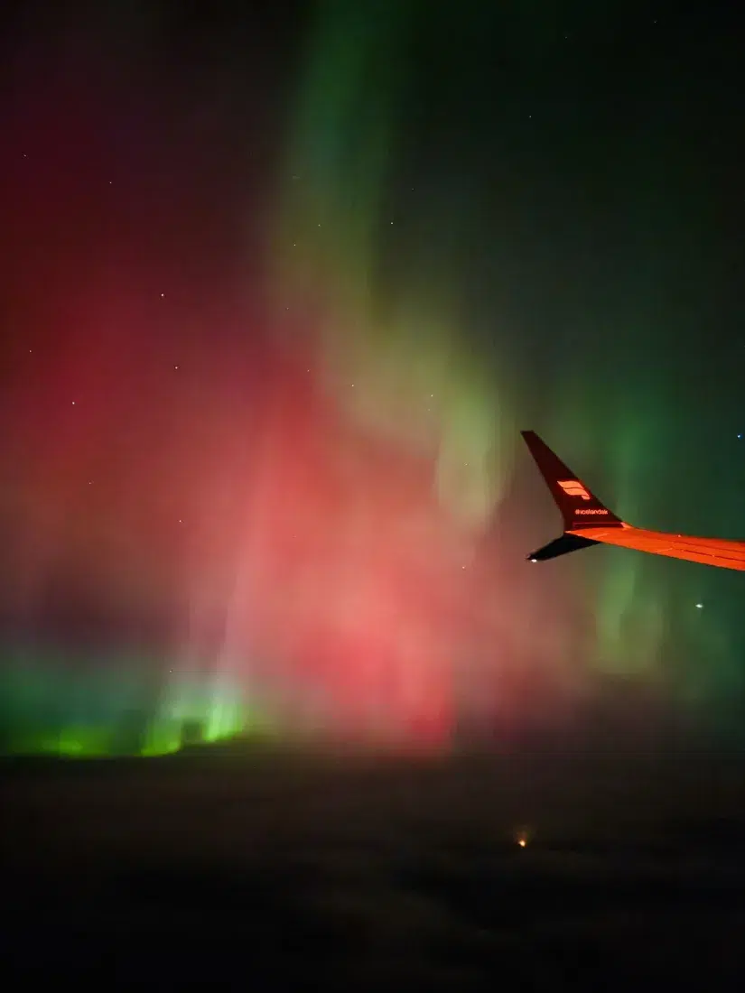 Nordlichter auf dem Flug mit Iceland Air 4