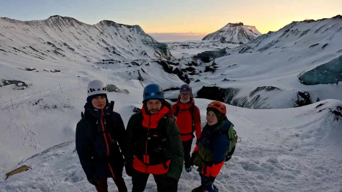Fravely in der Katla Eishöhle