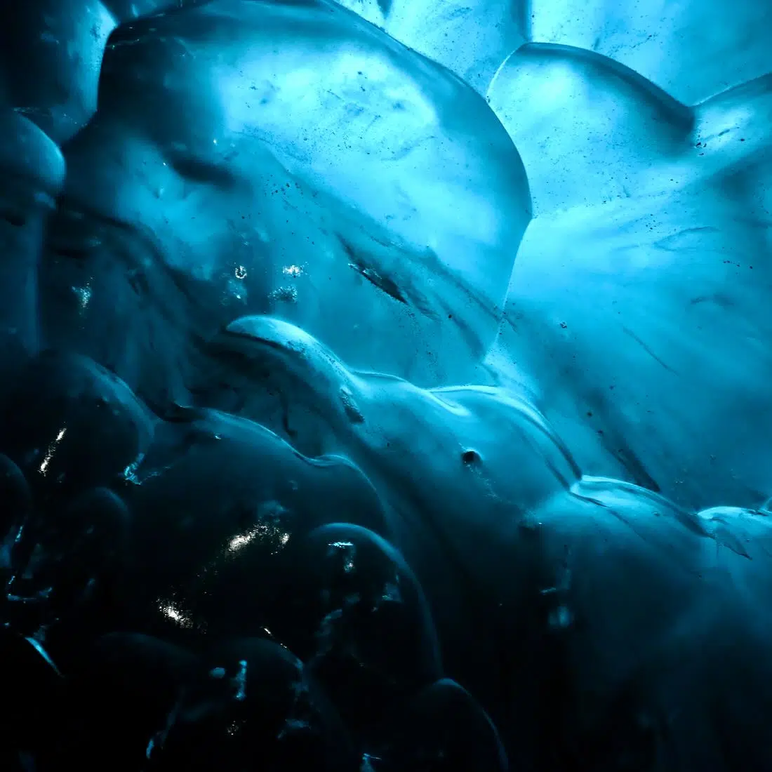 Gletschereis in der Blue Ice Cave