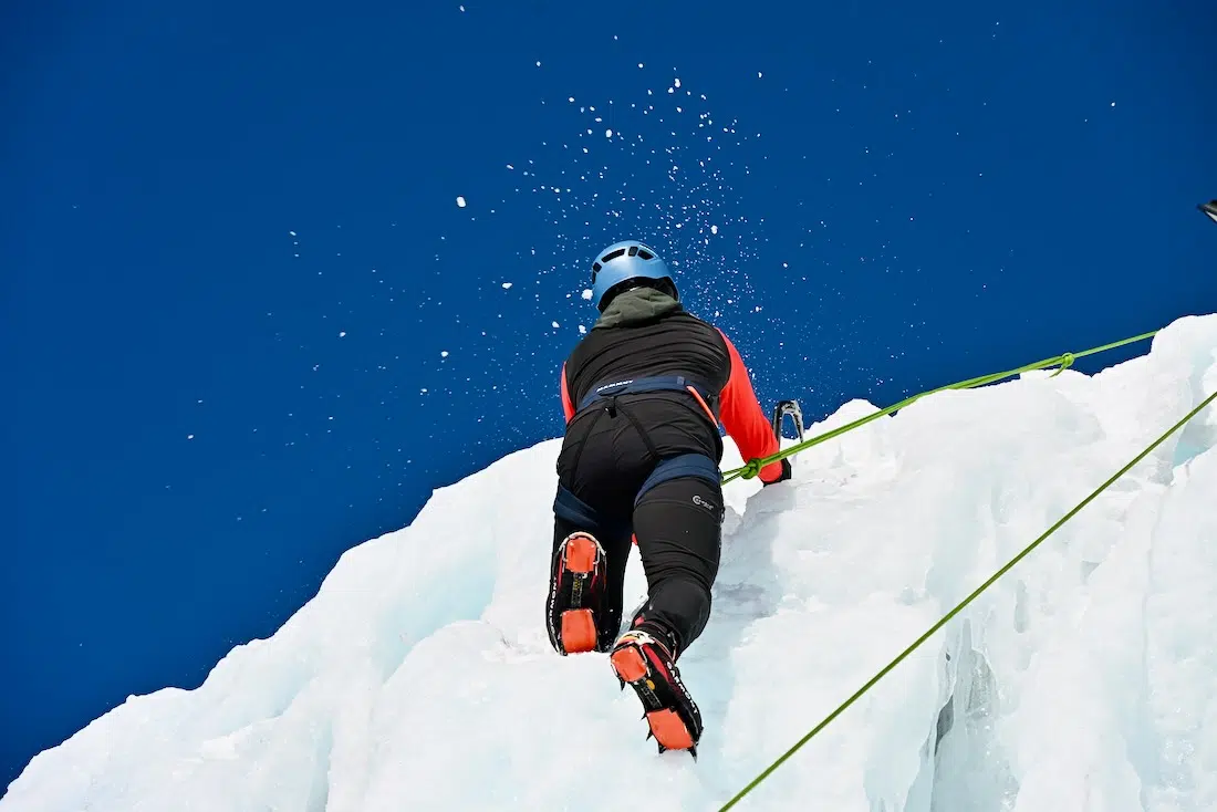 Thomas beim Eisklettern auf der Silvretta Bielerhöhe