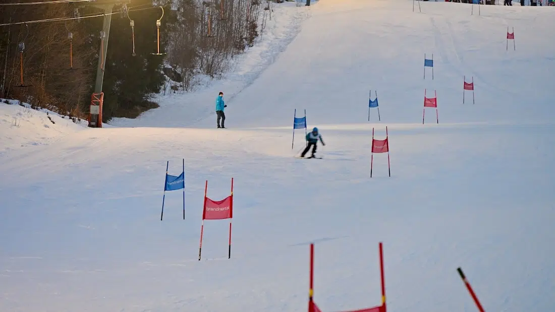 Ben auf der Piste beim Gäste Nachttorlauf in Brand