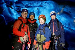 Eine Gletschertour auf den Breidamerkurjökull mit Glacier Adventure im Süden von Island