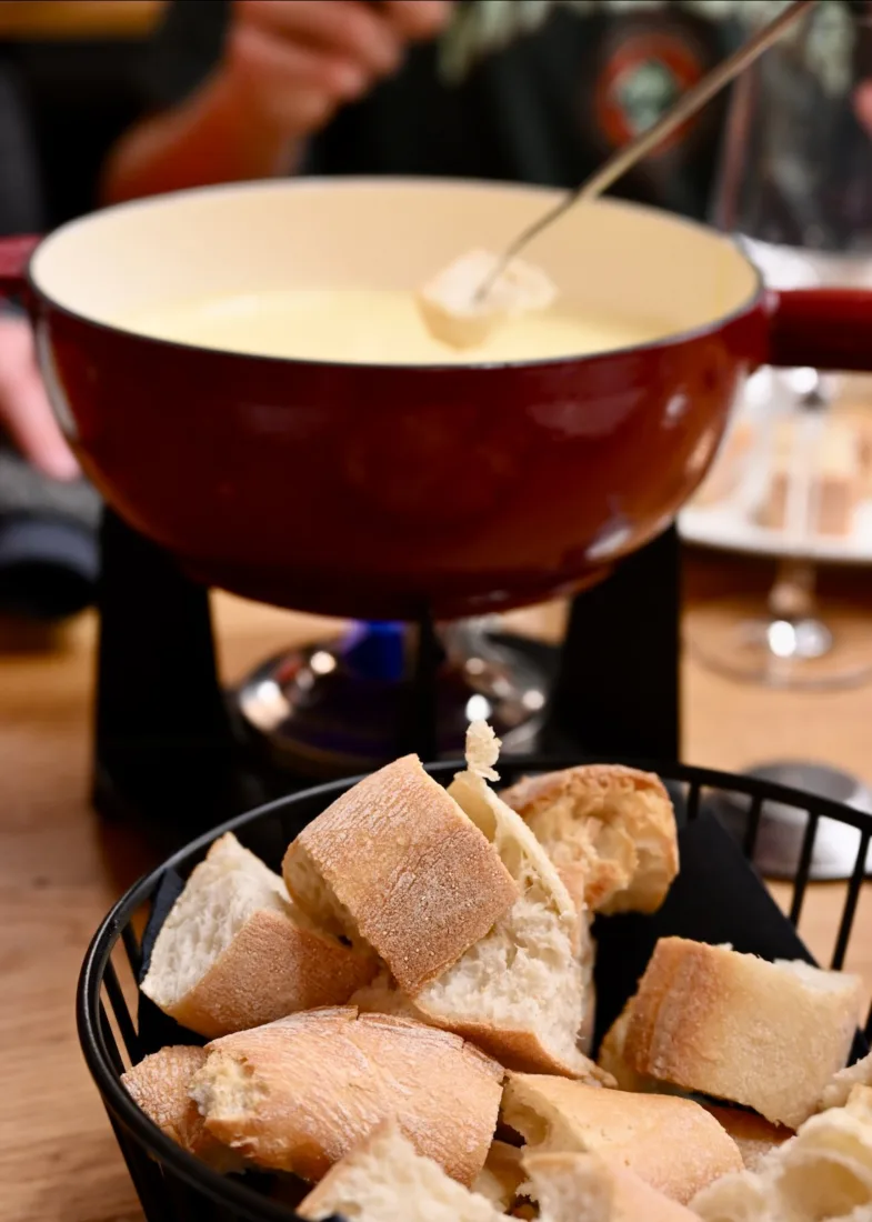 Käsefondue auf der Rufana Alp im BRandnertal