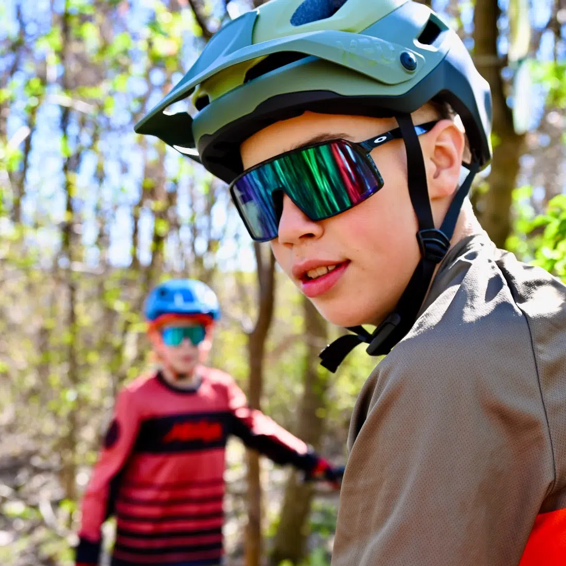 Flo nah mit dem KED Pector ME-1