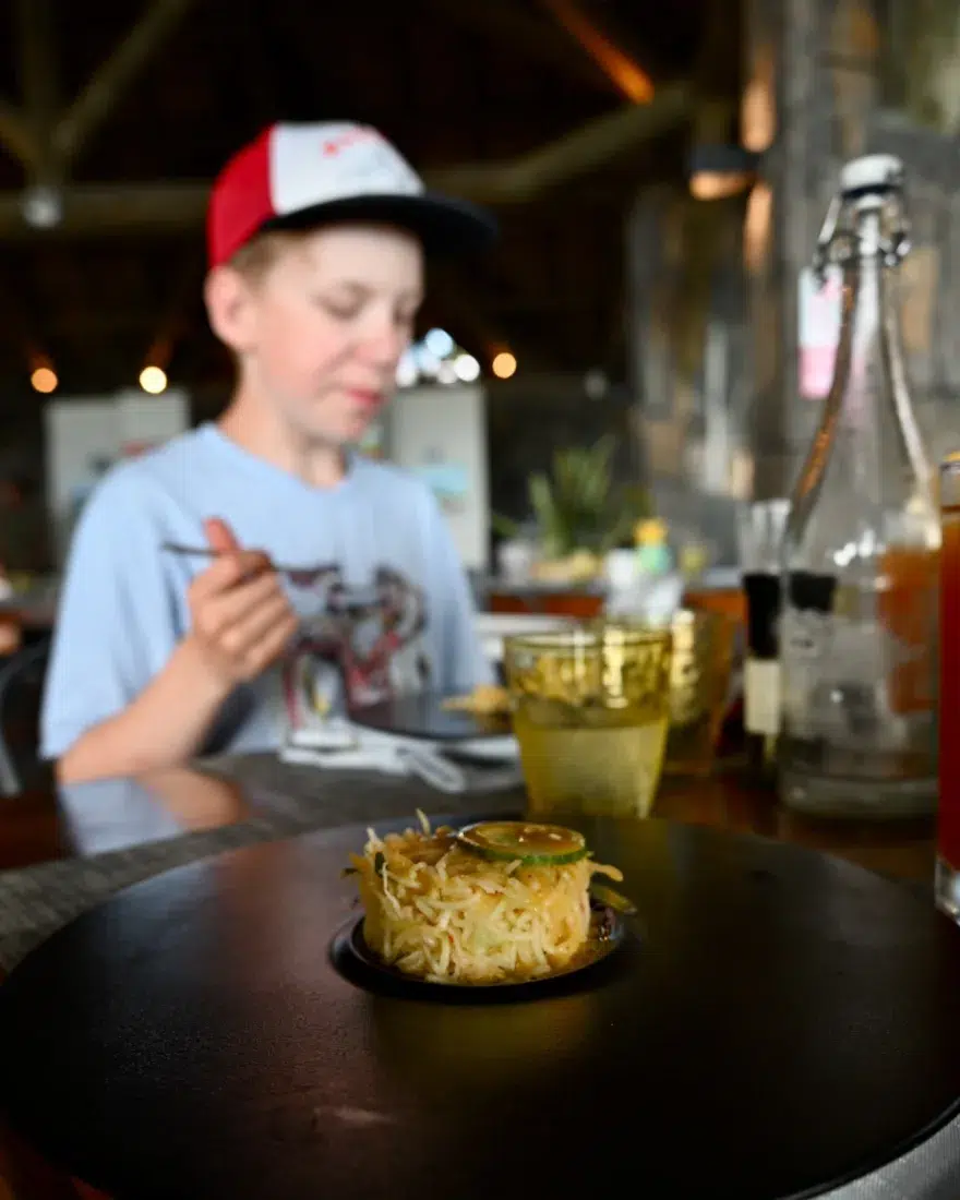 Ben im Le Chamarel Restaurant