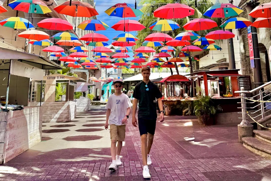 Ben und Flo in Port Louis auf Mauritius