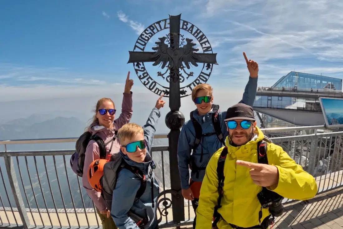 Das Tiroler Gipfelkreuz der Zugspitze