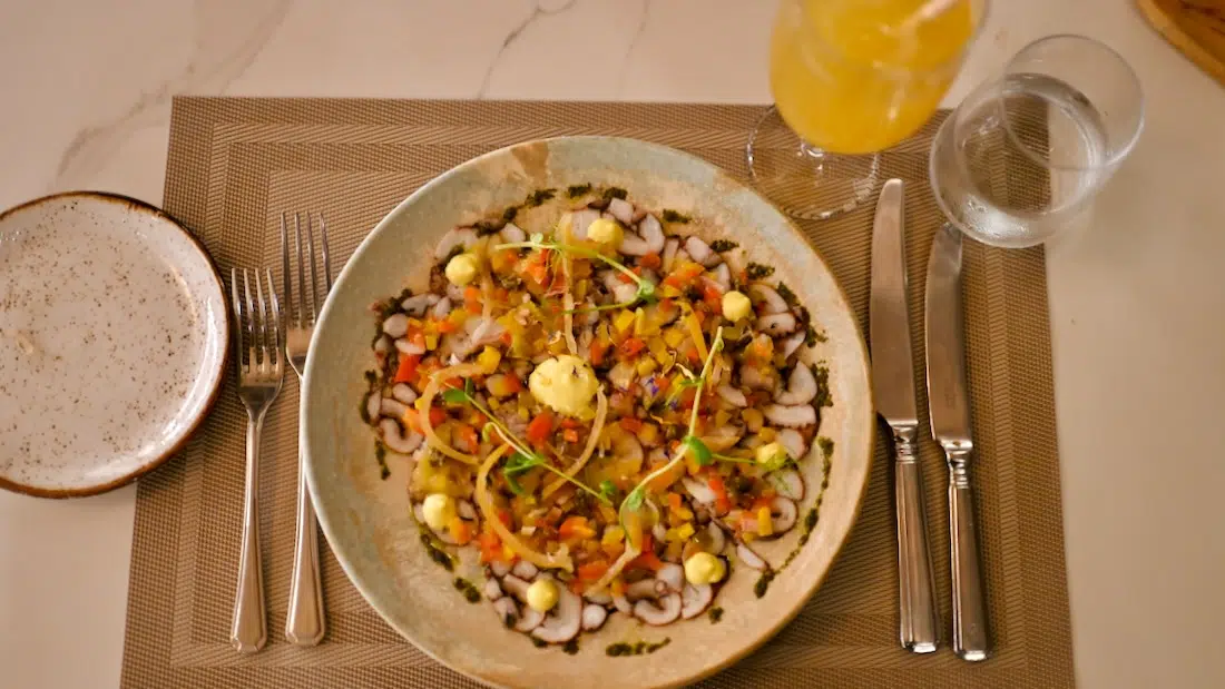 Essen im Restaurant Zest im Beachcomber Golf Resort & Spa