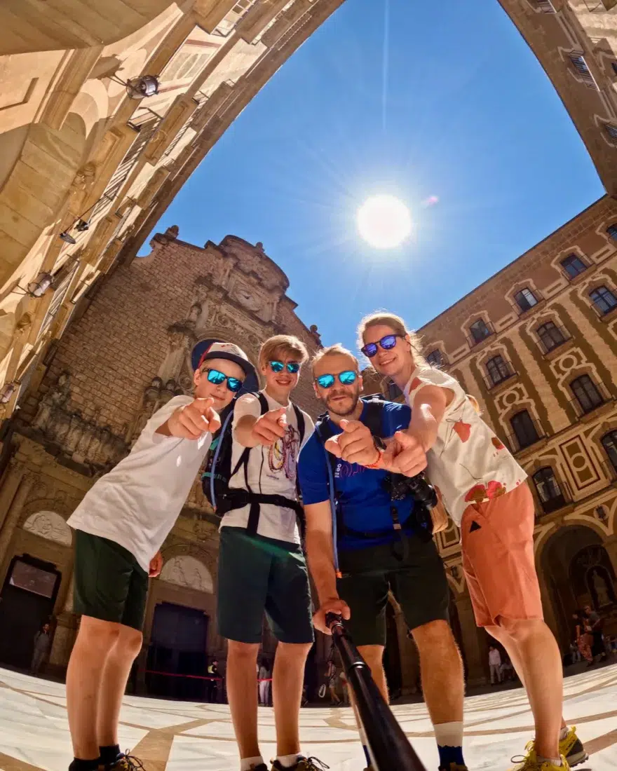 Fravely im Kloster Montserrat