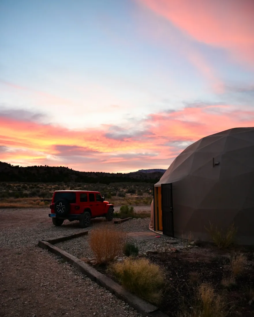 Der Bryce Glamp and Camp bei Sonnenuntergang