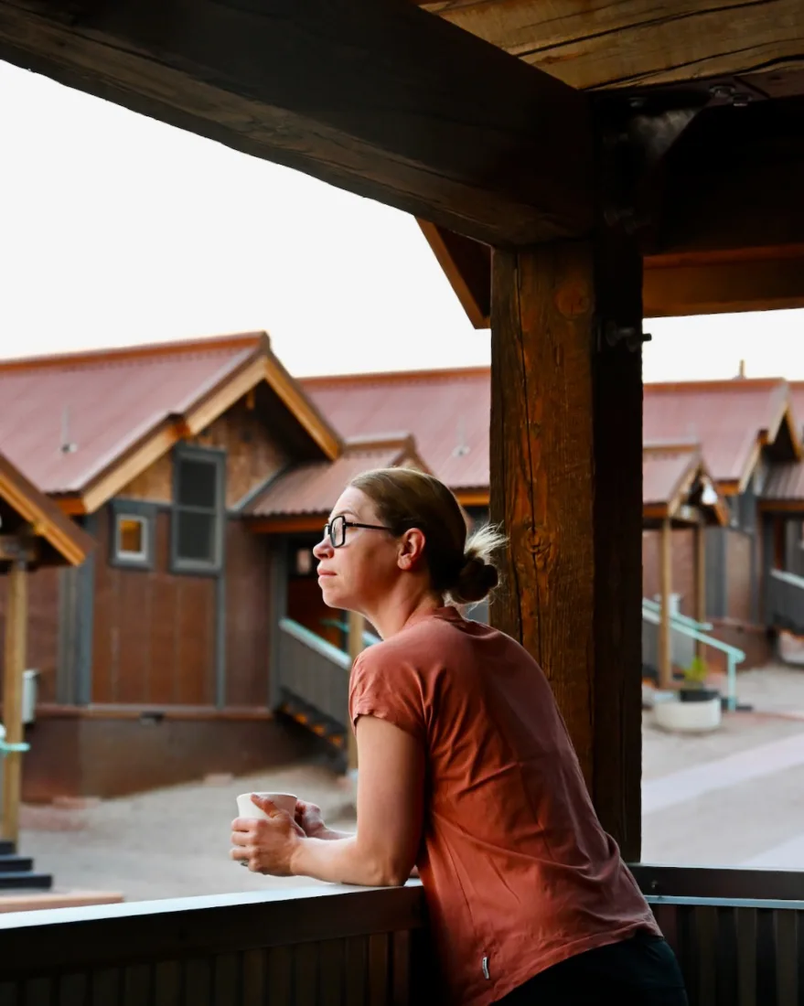 Melanie im Moab Springs Ranch
