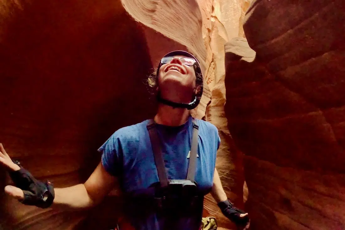 Melanie staunt im Antelope Canyon Via Ferrata