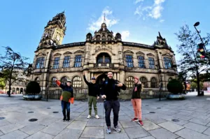 Sheffield die Outdoor City mit der Familie entdecken Outdoor-Abenteuer, Foodtouren & Kultur im Peak District