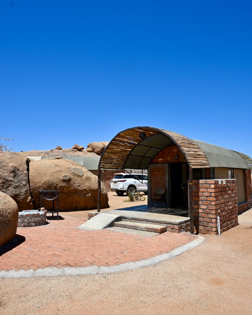 Glamping am Spitzkoppe Tendet Camp in Namibia