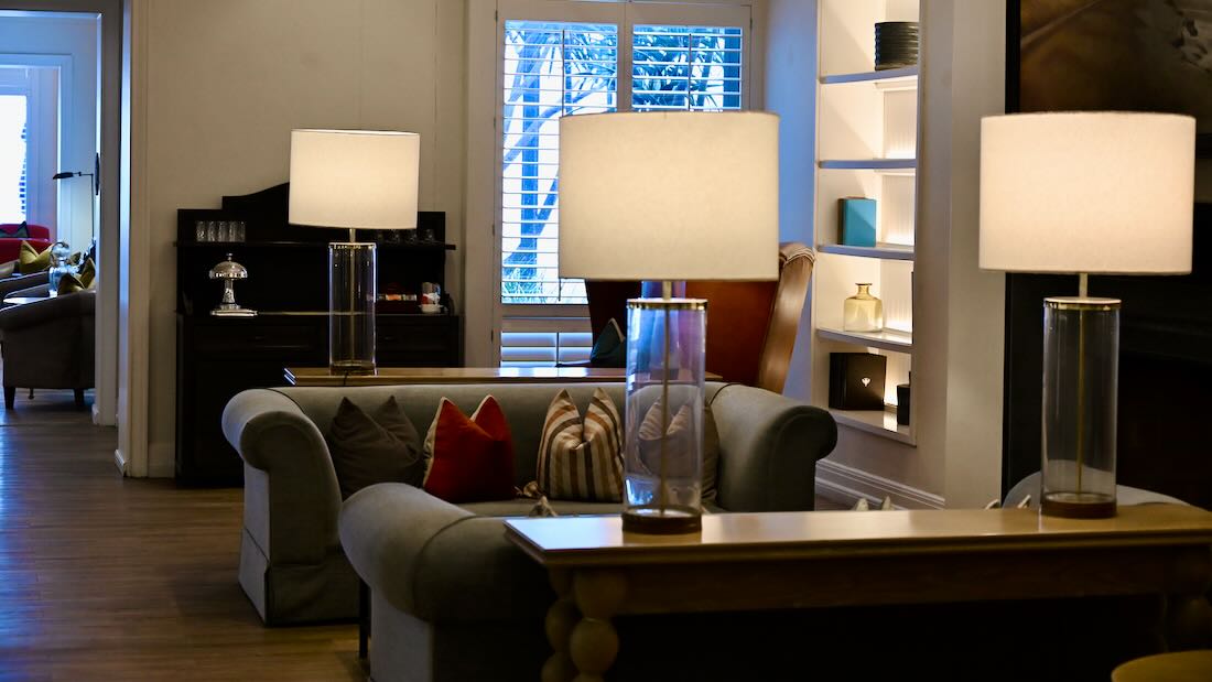 Rezeptionsbereich vom Strandhotel Swakopmund von O&L Leisure