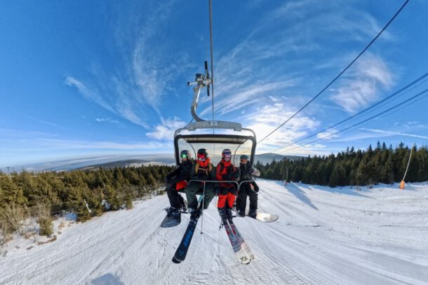 Ein Wochenende Winter, Ski & Snowboard als Familie im Elldus Resort in Oberwiesenthal am Fichtelberg