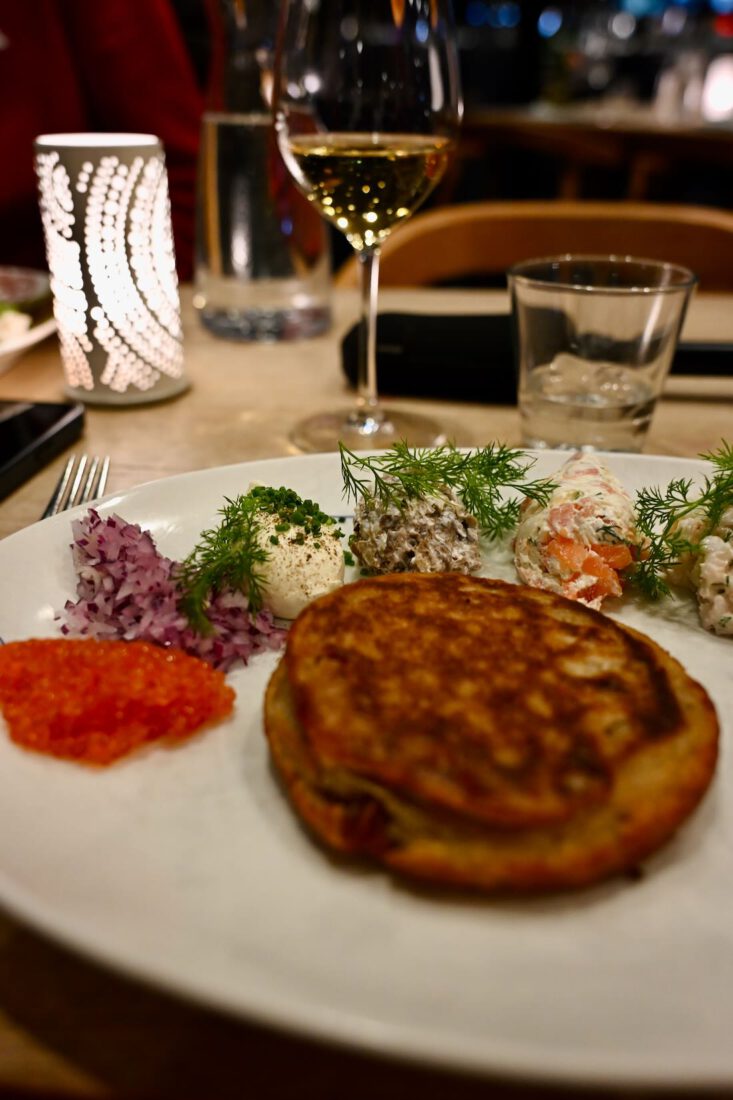 Abendessen im Meripaviljonki