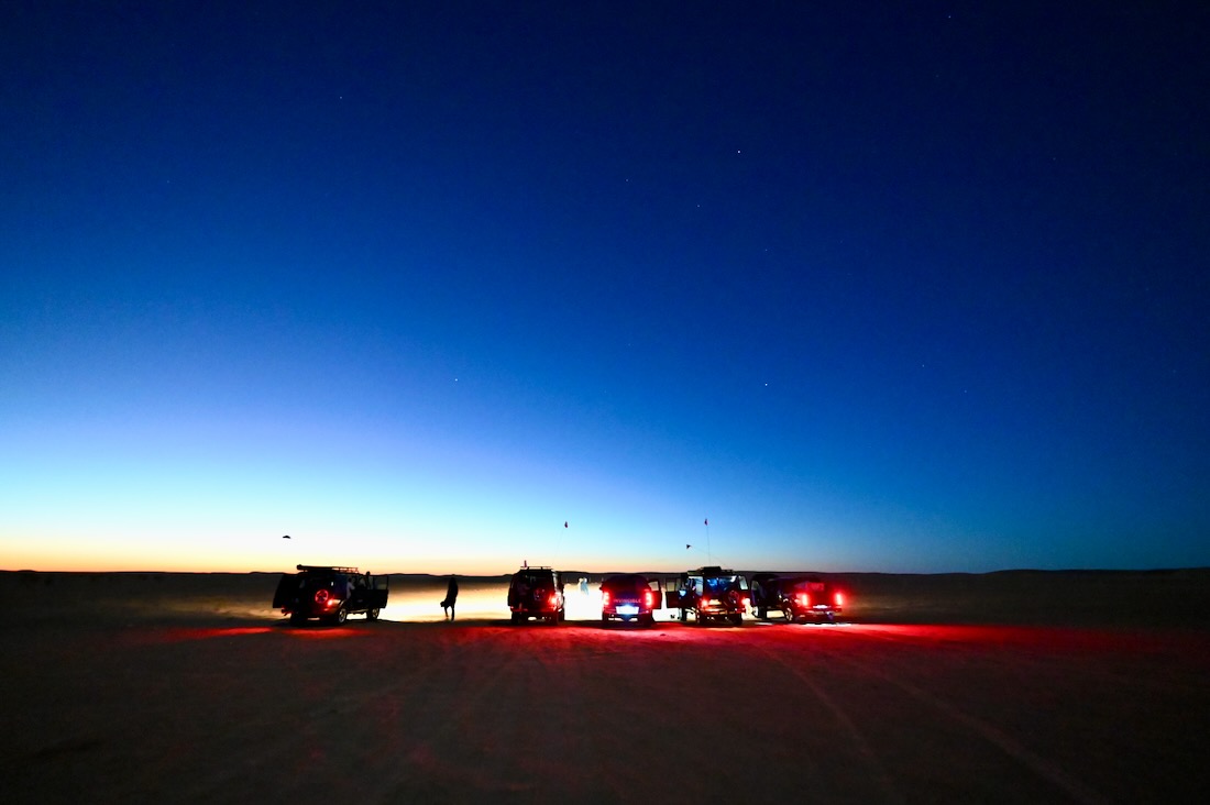Abschied aus der Sahara in der Nacht