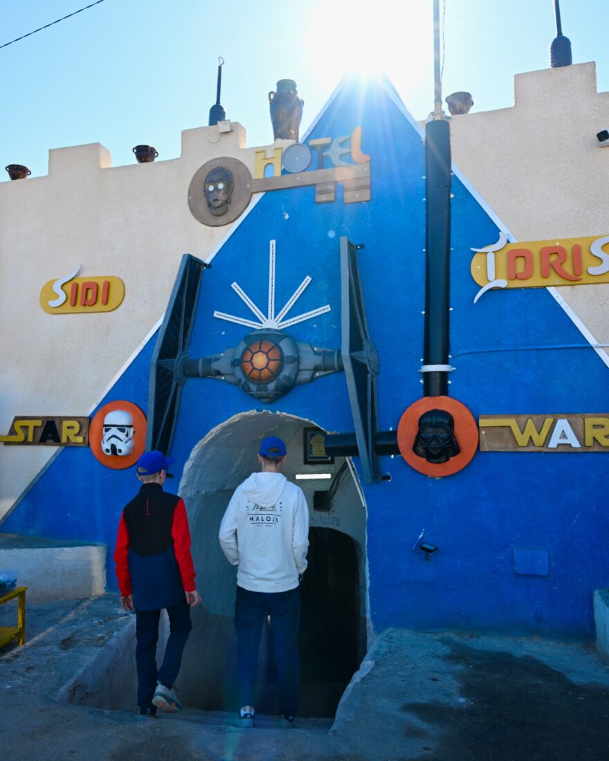 Ben und Flo gehen in das Hotel Sidi Idriss dem Star Wars Drehort in Tunesien