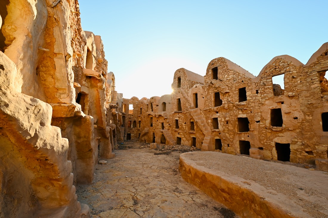 Besichtigung des wundervollen Ksar Mrabtine in Tunesien