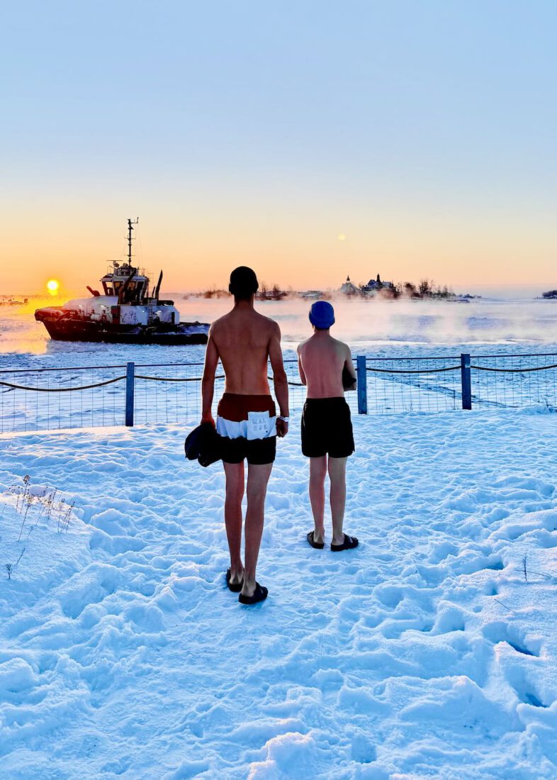 Flo und Ben im Allas Pool