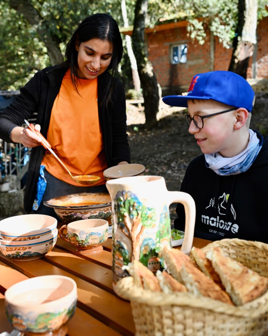 Traditionelles tunesisches Essen mit Dar El Ain