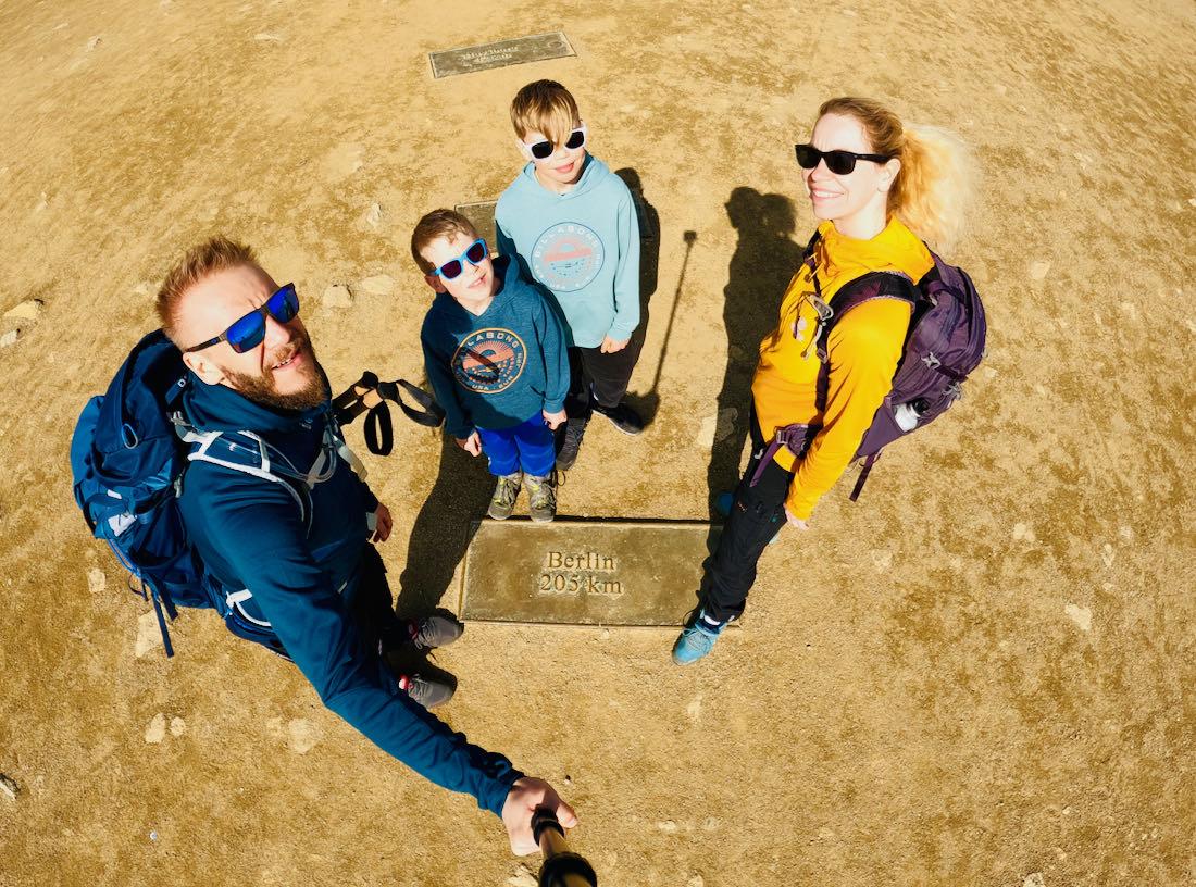 205 Kilometer bis Berlin vom Brocken