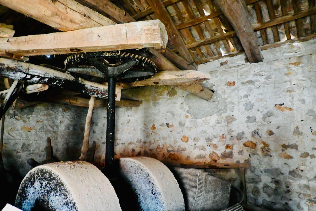 Alte Olivenölpresse von Dimitrios in Griechenland