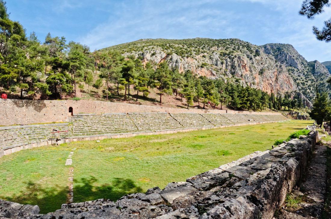 Altes griechisches Stadion in Delphi