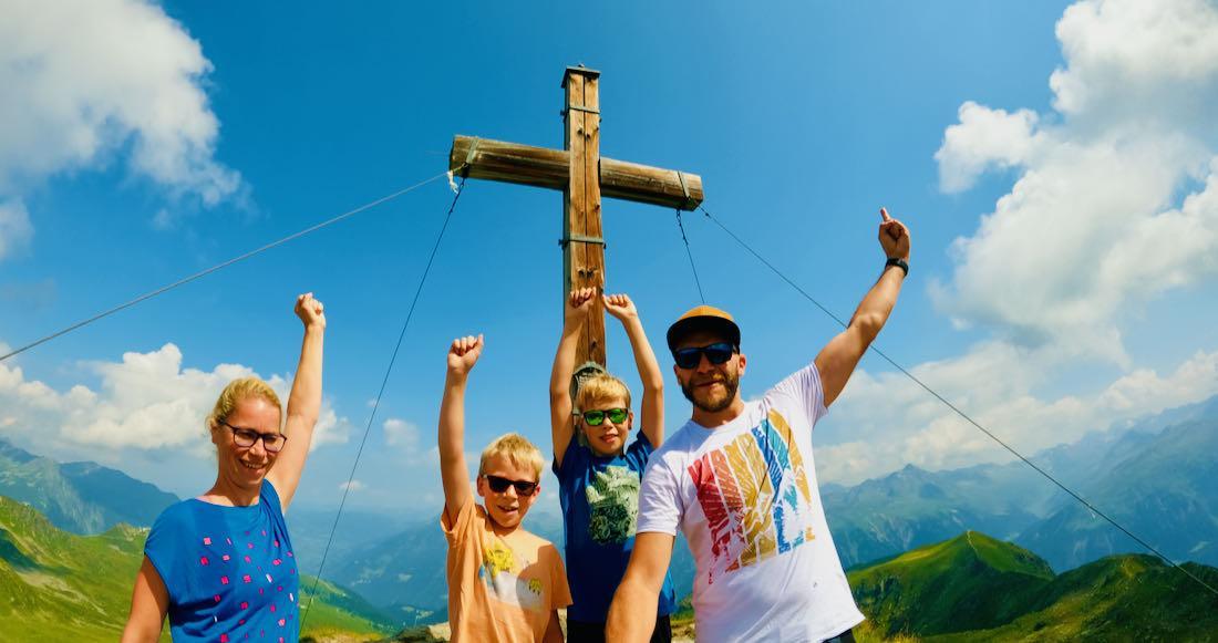 Auf dem Madrisella Gipfel