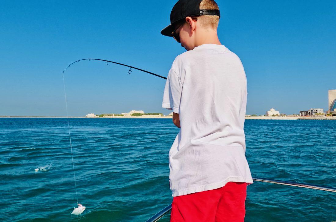 Ben Angelt in Abu Dhabi