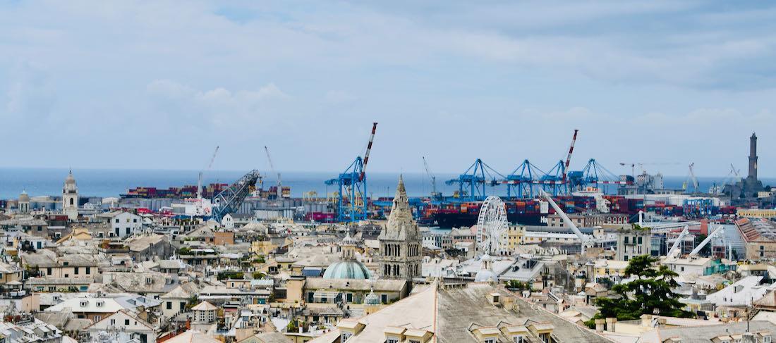 Blick über Genua