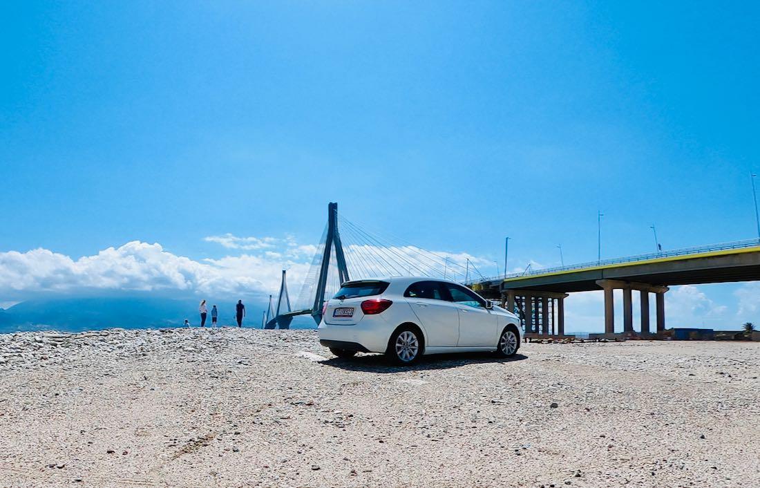 Die Brücke Rio-Andirrio auf unserem Roadtrip