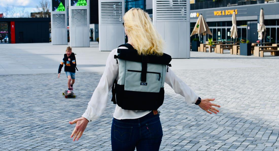 Rolltop Melanie in der Stadt