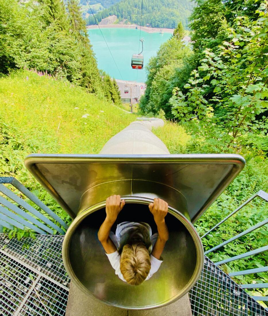 Flo Rutscht ins Tal am Golm