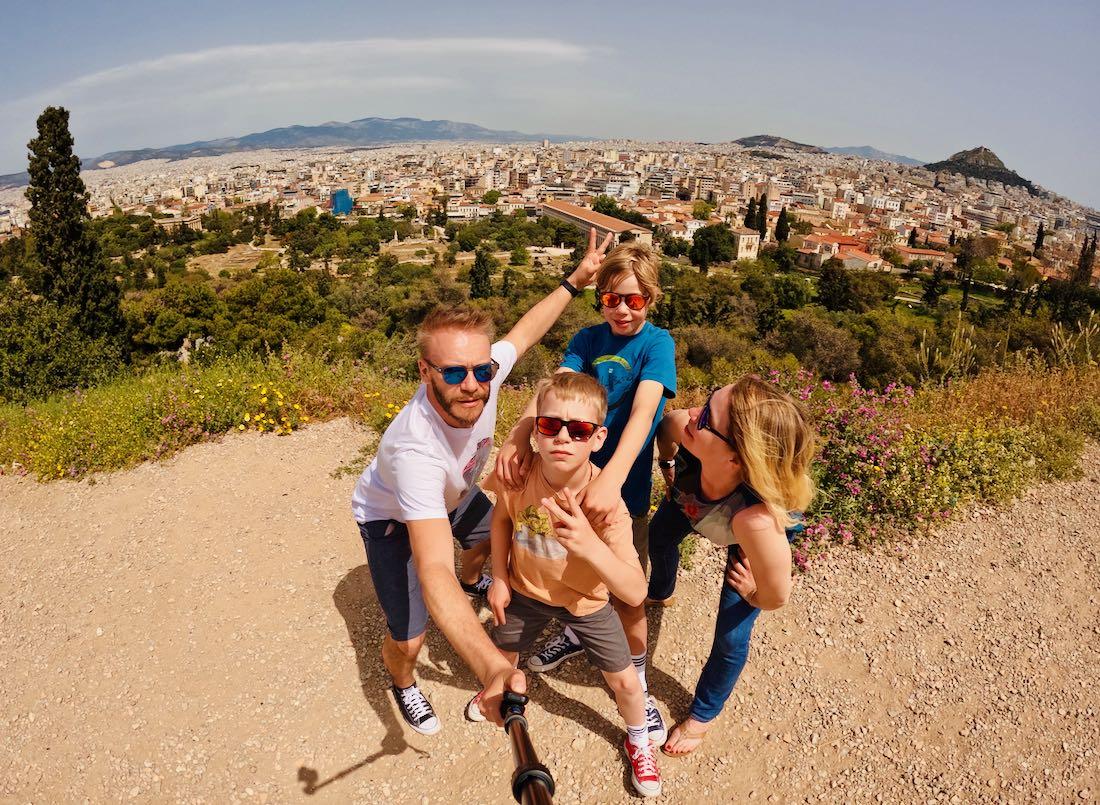 Fravely auf dem Areopagus Hill über Athen