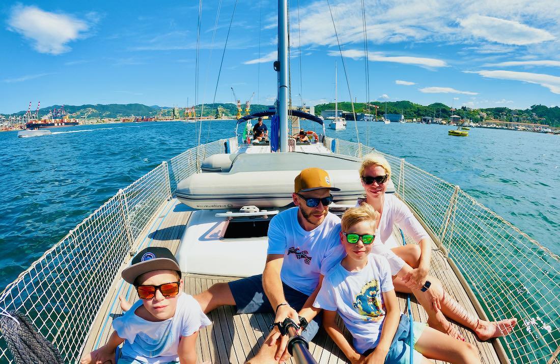 Fravely auf dem Segelboot