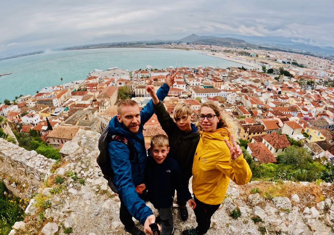 Fravely über Nafplio