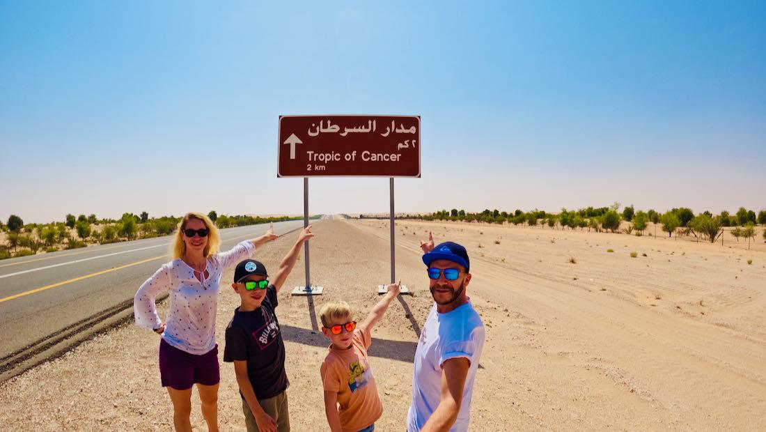 Fravely vor dem Sonnenwendekreis - Tropic of Cancer