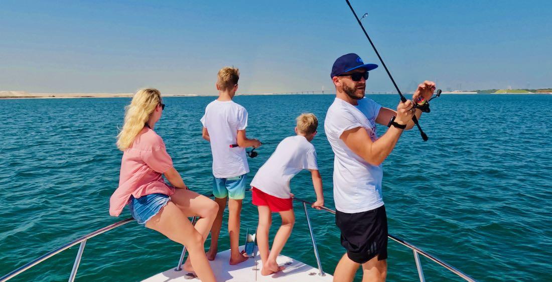 Fravley angelt in Abu Dhbai