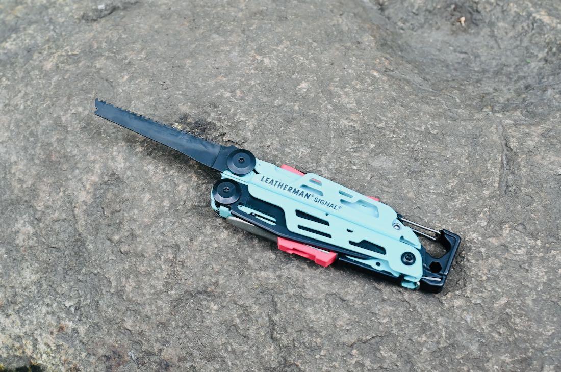 Leatherman Signal Säge