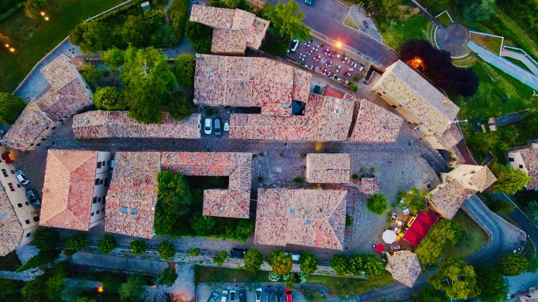 Montegridolfo von oben