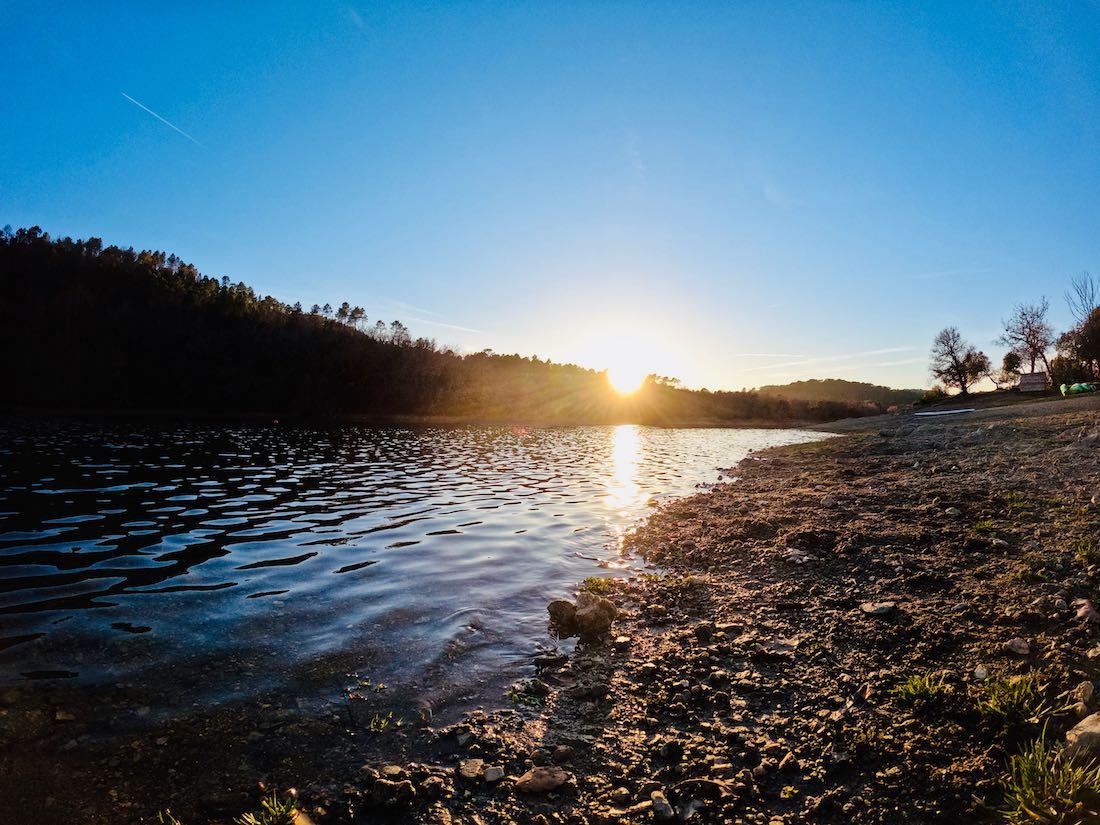 Sonnenuntergang am Lac de Saint-Cassien