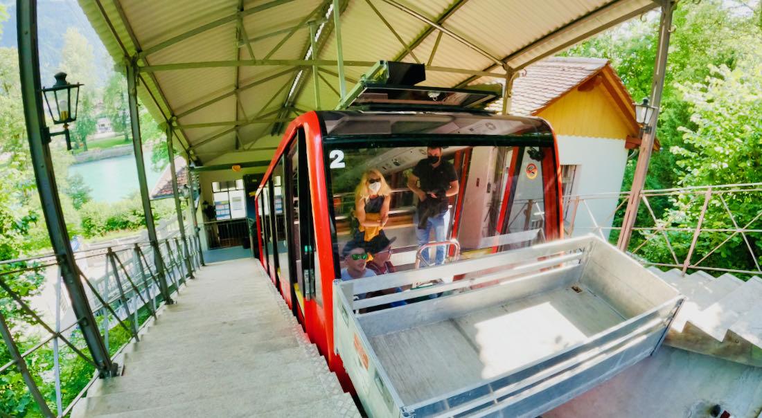 Standseilbahn zum Harder Kulm