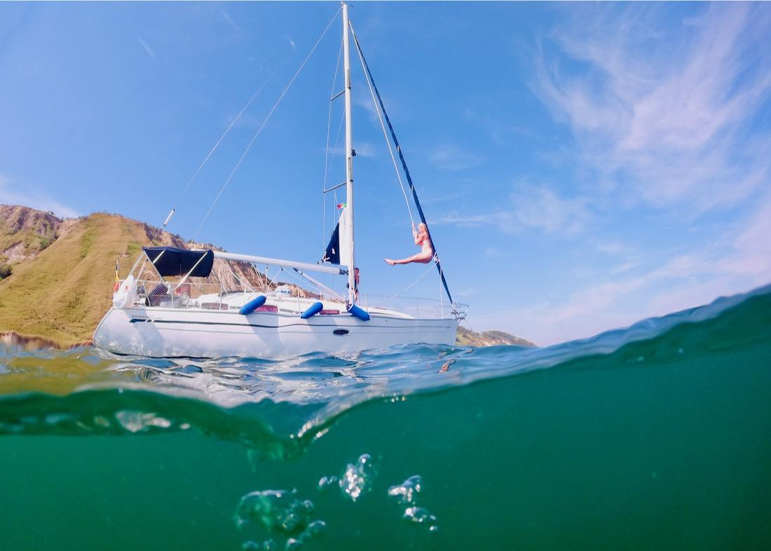 Tarzanseil auf dem Segelboot