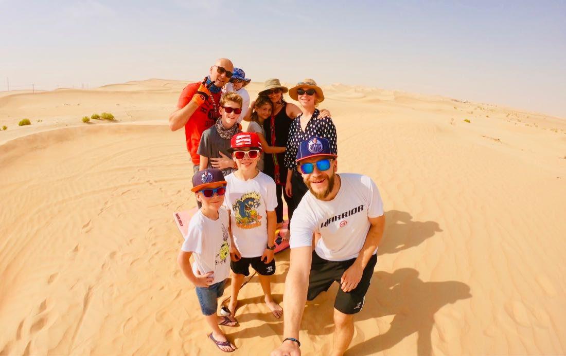 Wir in der Wüste von Abu Dhabi